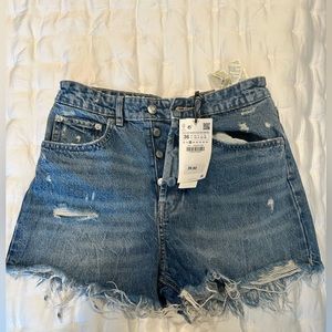 Zara High Rise Denim Shorts - WITH TAGS